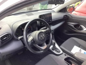 Toyota Yaris 1.5 Hybrid, снимка 8