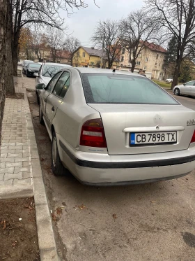 Skoda Octavia 1.6i, снимка 2