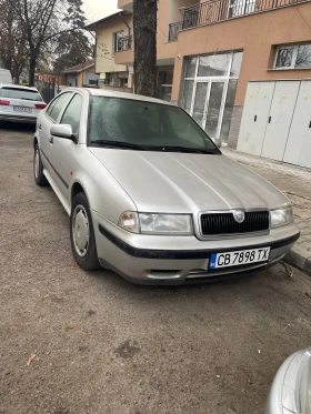 Skoda Octavia 1.6i, снимка 1