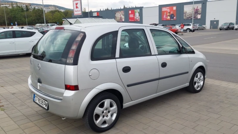 Opel Meriva 1, 4 бензин/метан , снимка 3 - Автомобили и джипове - 47082699