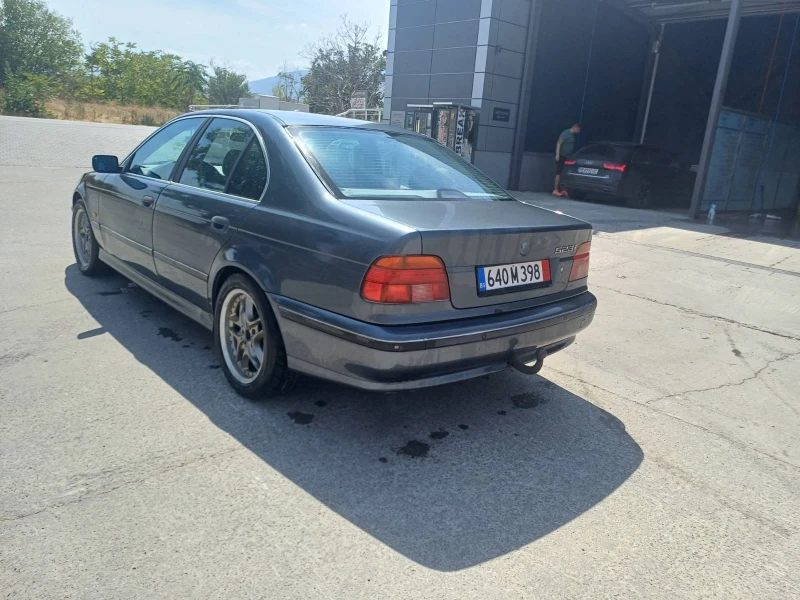 BMW 523, снимка 4 - Автомобили и джипове - 47535561