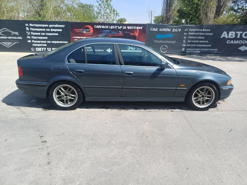 BMW 523, снимка 6 - Автомобили и джипове - 47535561