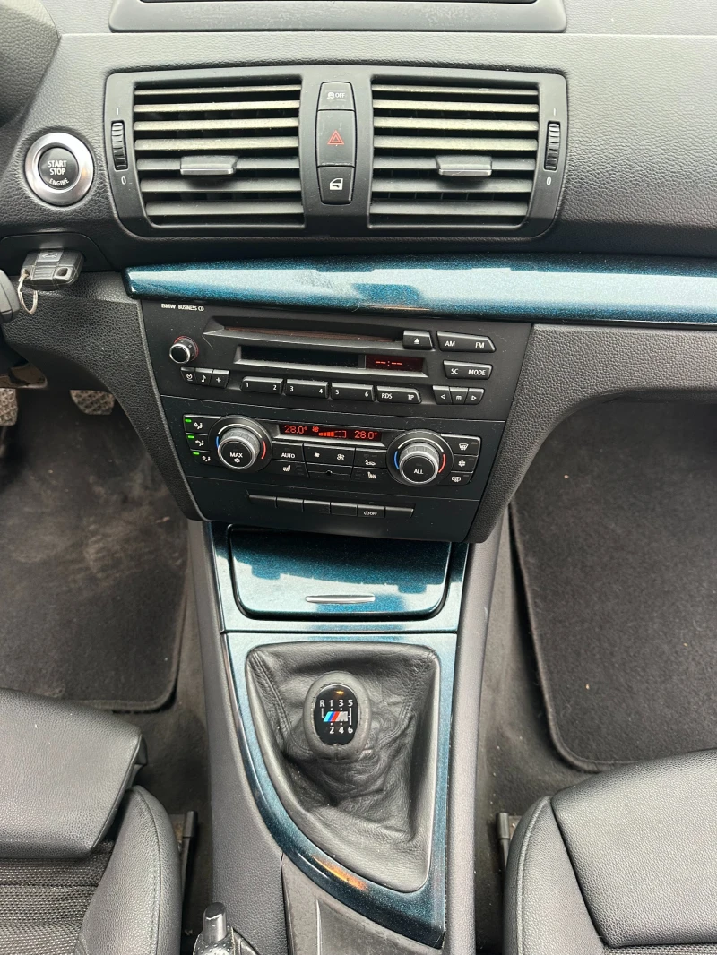 BMW 123 2.3TDI 204kc, снимка 12 - Автомобили и джипове - 47836450