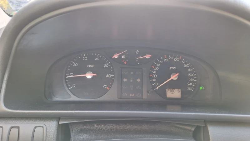 Renault Laguna, снимка 9 - Автомобили и джипове - 47905651