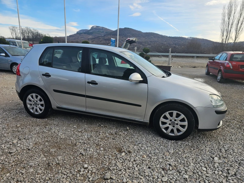 VW Golf 1.9 TDI КЛИМАТРОНИК 105 кс , снимка 6 - Автомобили и джипове - 48440596