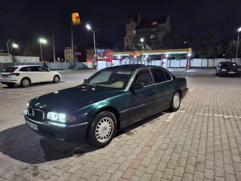 BMW 728 Газов инжекцион, снимка 5 - Автомобили и джипове - 49546494