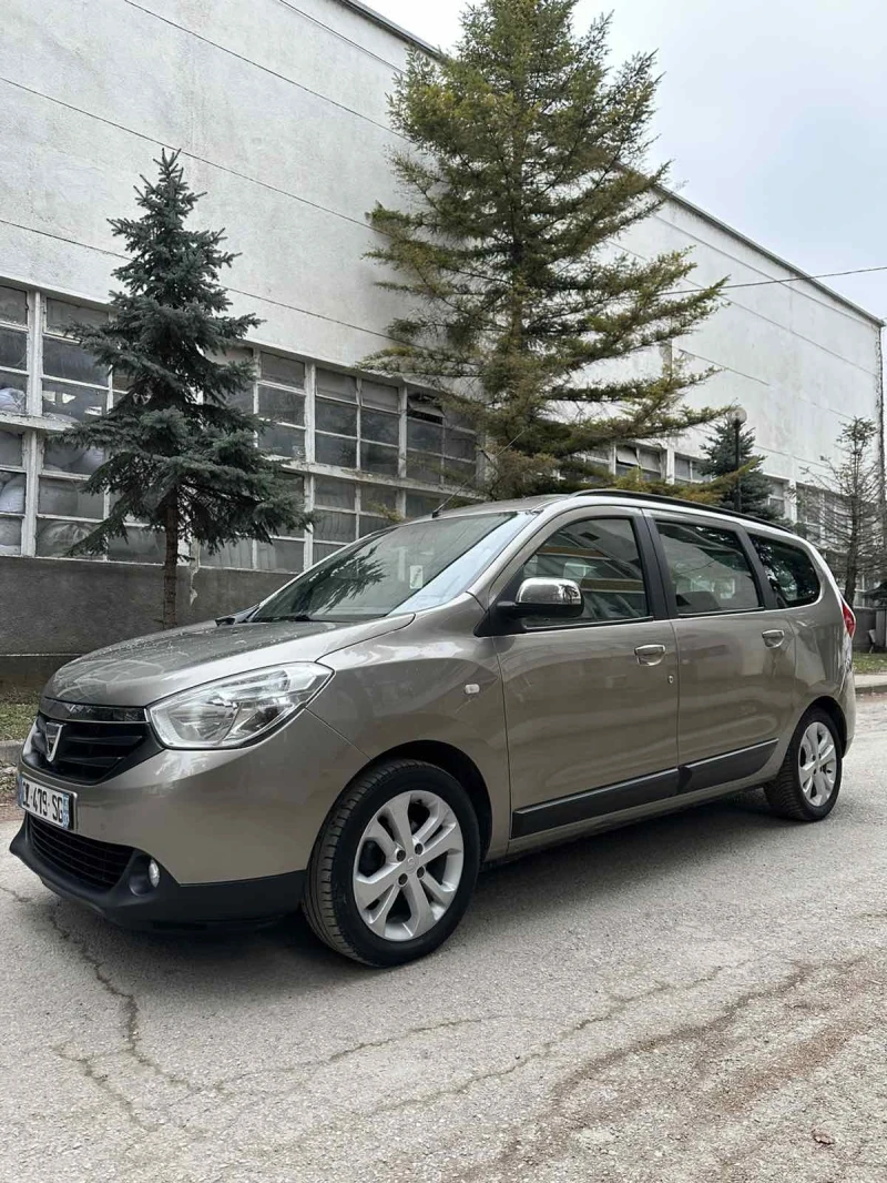 Dacia Lodgy 1.5dCi* 7м* NAVI, снимка 3 - Автомобили и джипове - 49146183