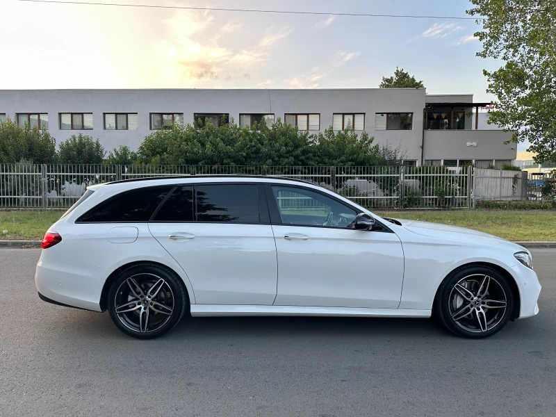 Mercedes-Benz E 220 d AMG PREMIUM PLUS, снимка 4 - Автомобили и джипове - 50884696