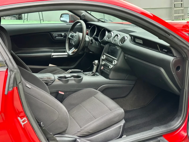 Ford Mustang 3.7 Автоматик, снимка 7 - Автомобили и джипове - 52777500
