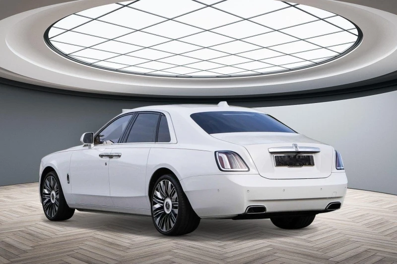 Rolls-Royce Ghost SERIES II/FACELIFT/BESPOKE/4SEATS/TV/SHOOTING STAR, снимка 3 - Автомобили и джипове - 52803927