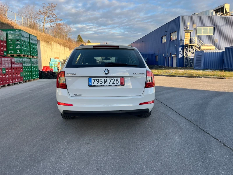 Skoda Octavia 2.0 150кс, снимка 5 - Автомобили и джипове - 53046970