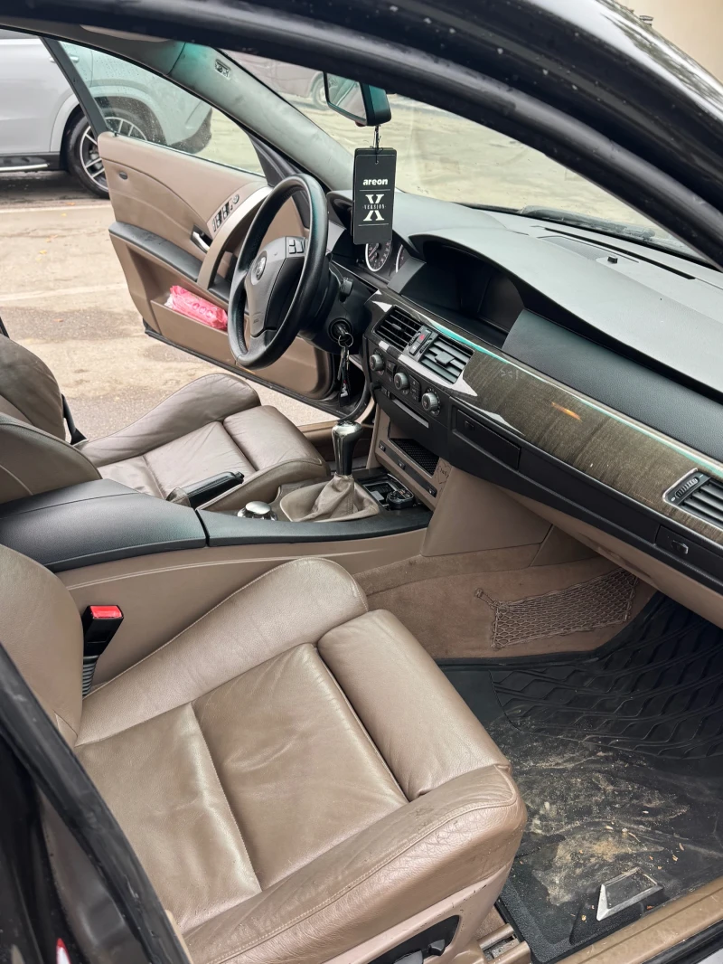 BMW 530 E60 530i 231hp, снимка 11 - Автомобили и джипове - 53125679