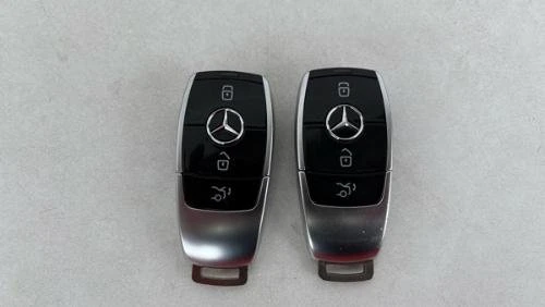 Mercedes-Benz E 300  - изображение 7