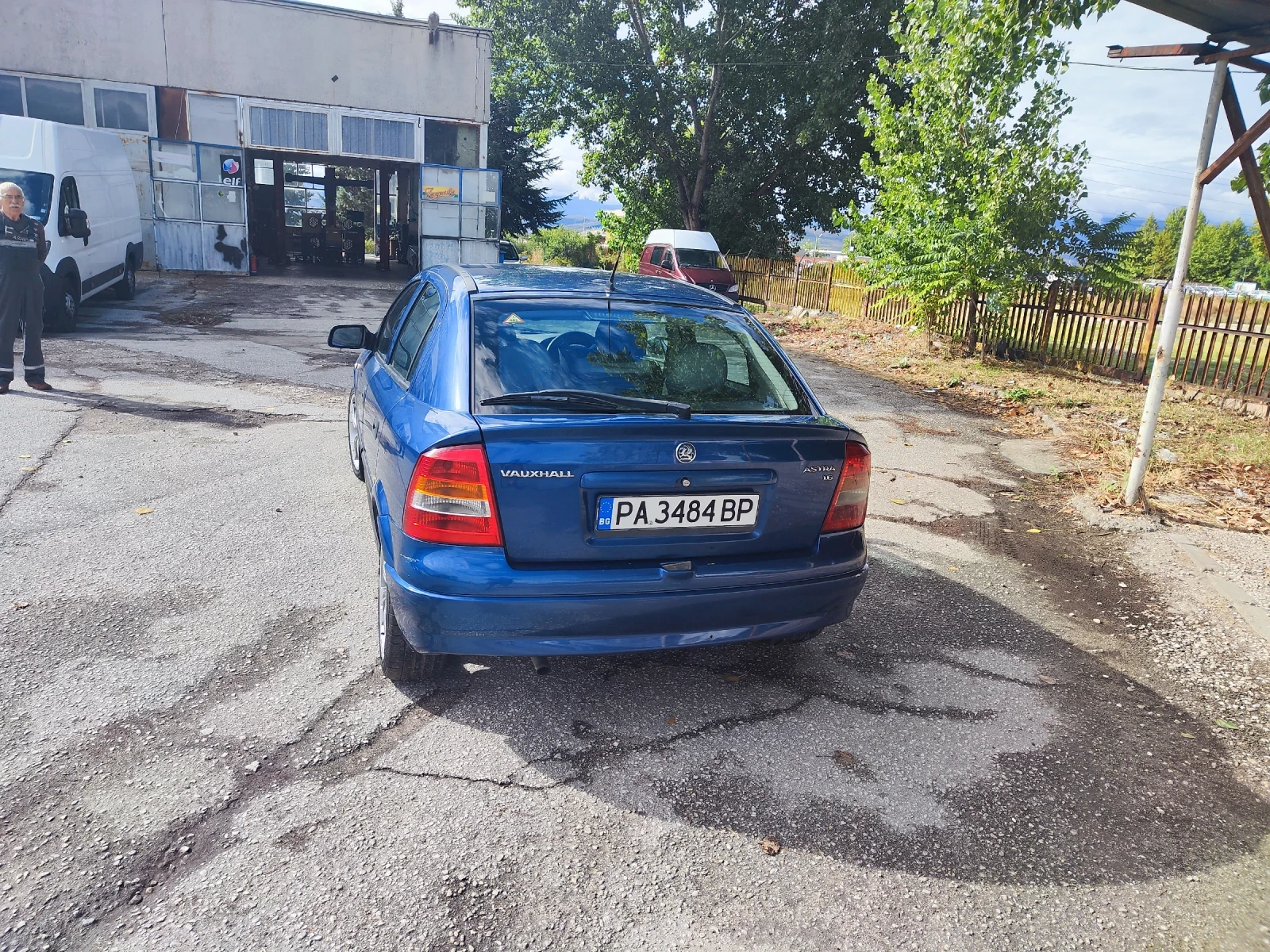 Opel Astra 1.6 - изображение 3