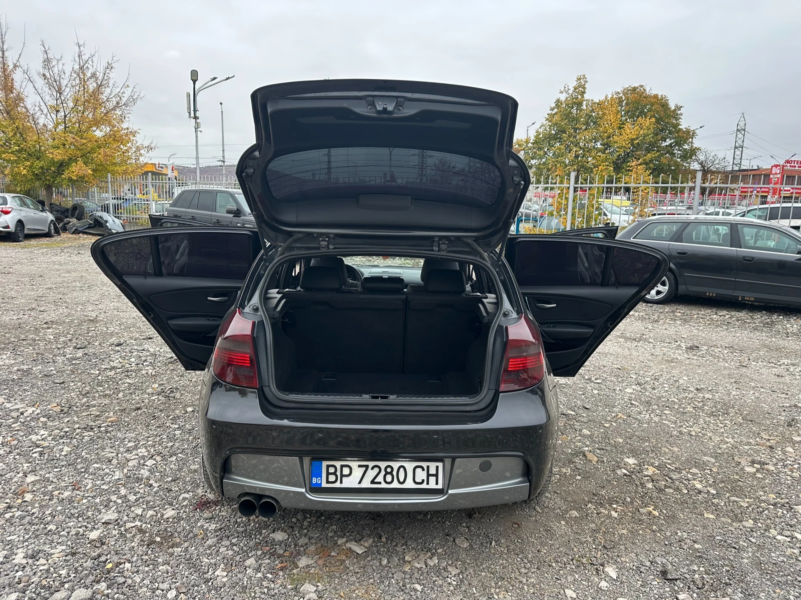 BMW 123 2.3TDI 204kc | Mobile.bg — изображение 16