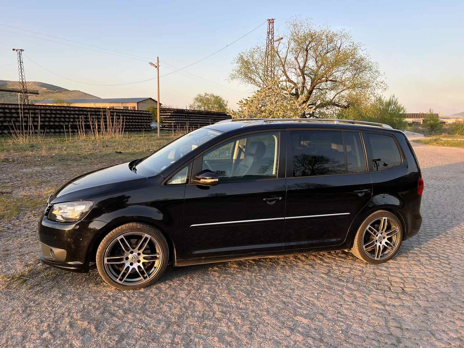 VW Touran  - изображение 2