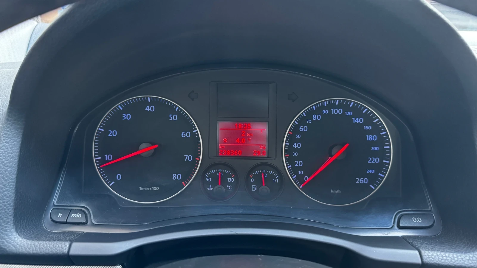 VW Jetta 2.0 FSI | Mobile.bg � ����������� 12