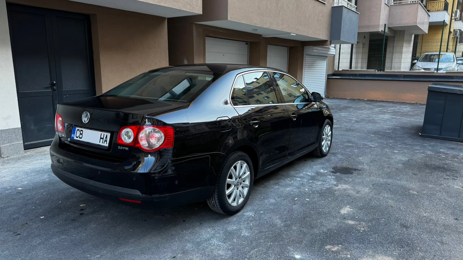 VW Jetta 2.0 FSI - изображение 6