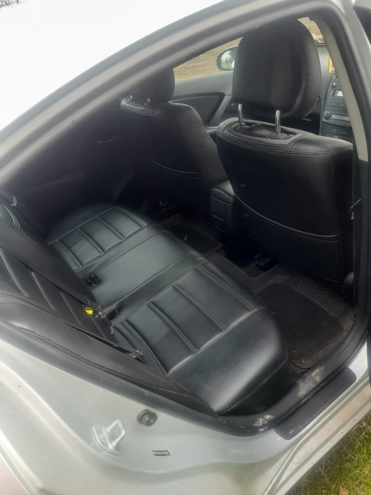 Toyota Avensis  - изображение 4