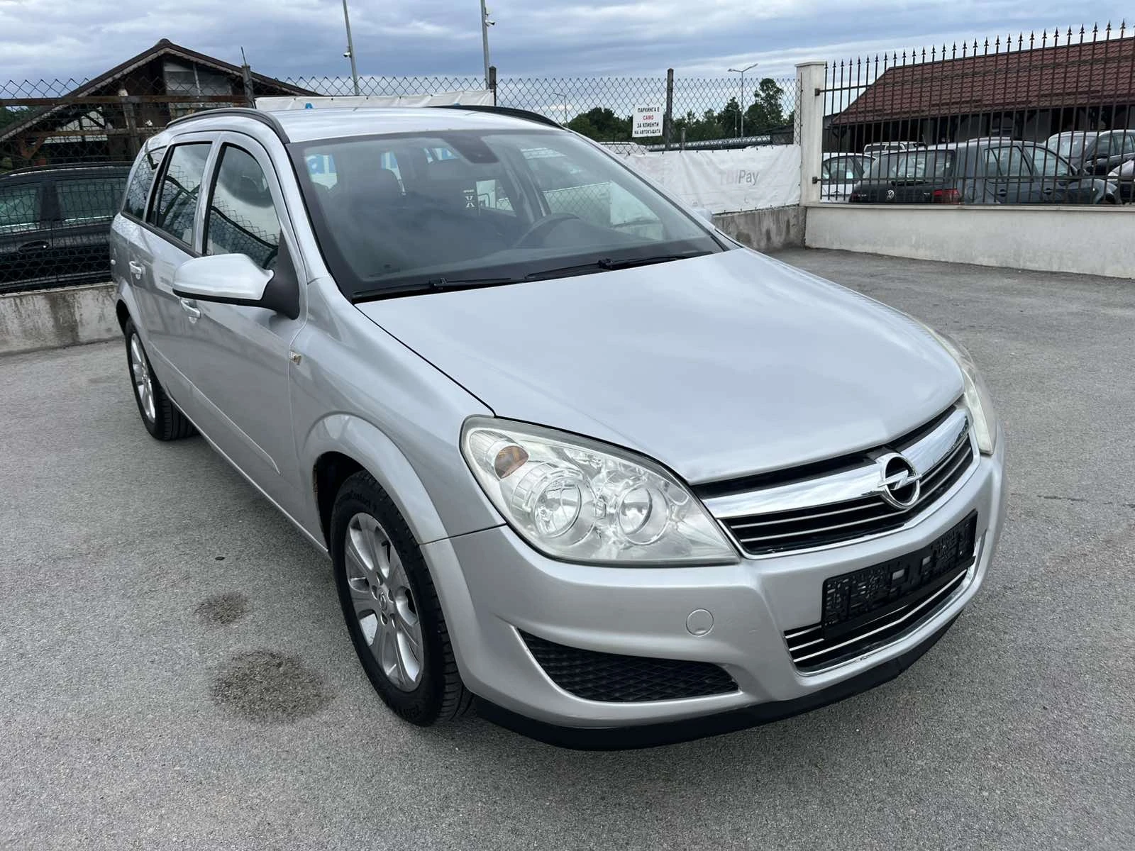 Opel Astra 1.4i 90кс FACE EURO 4  КЛИМАТРОНИК - изображение 3