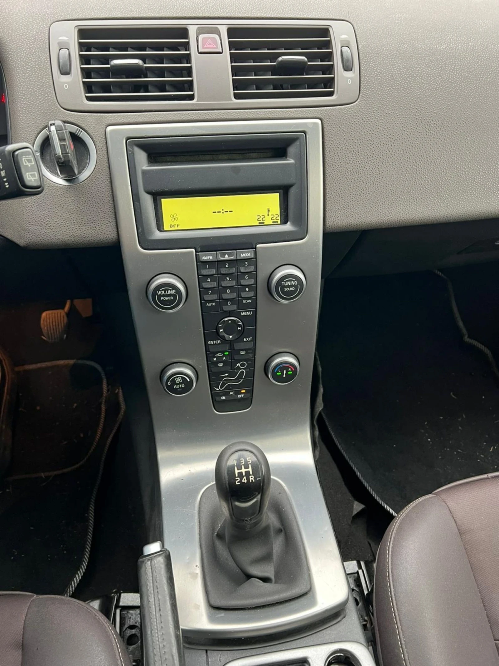 Volvo V50  - изображение 9