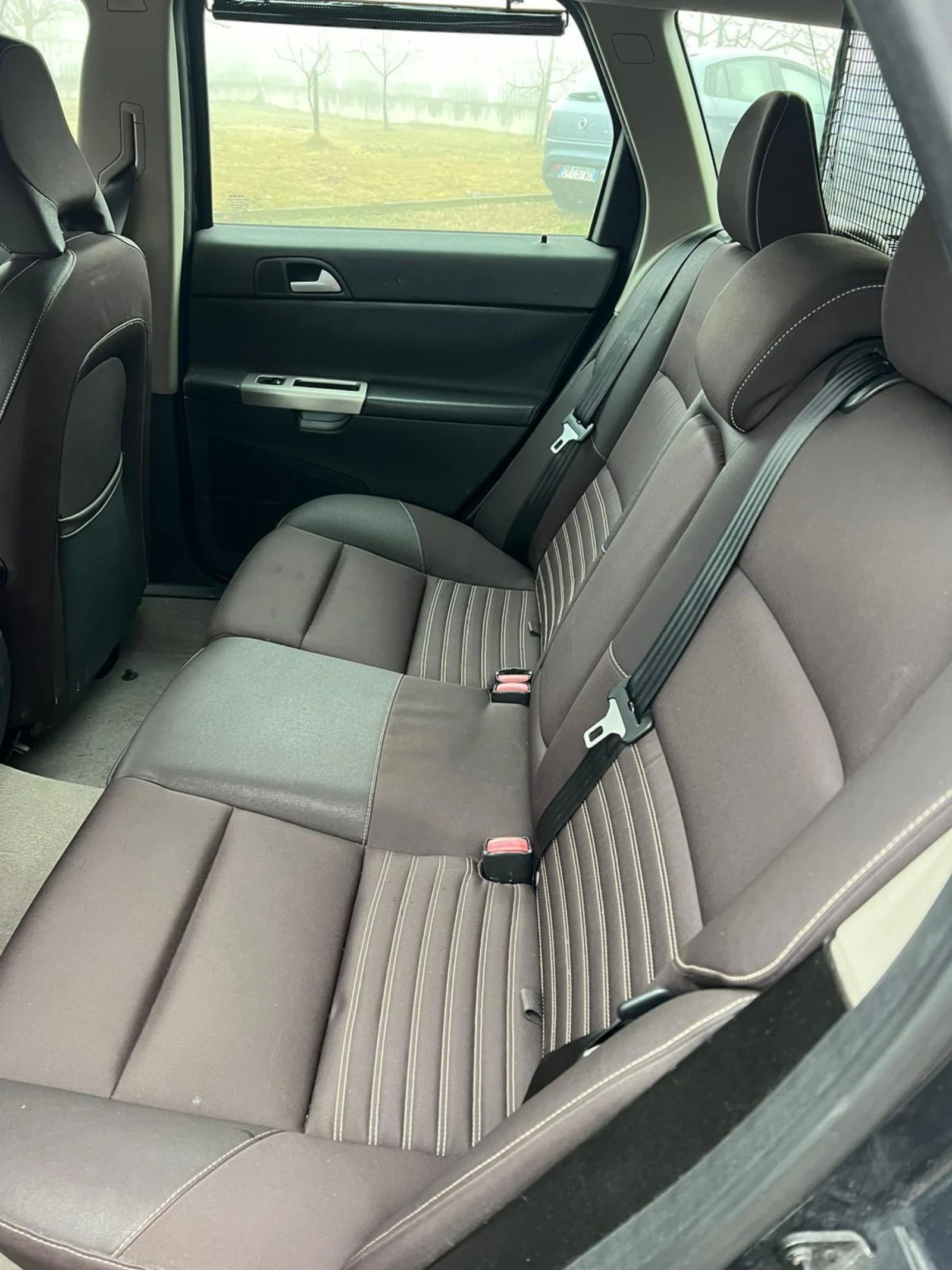 Volvo V50  - изображение 5