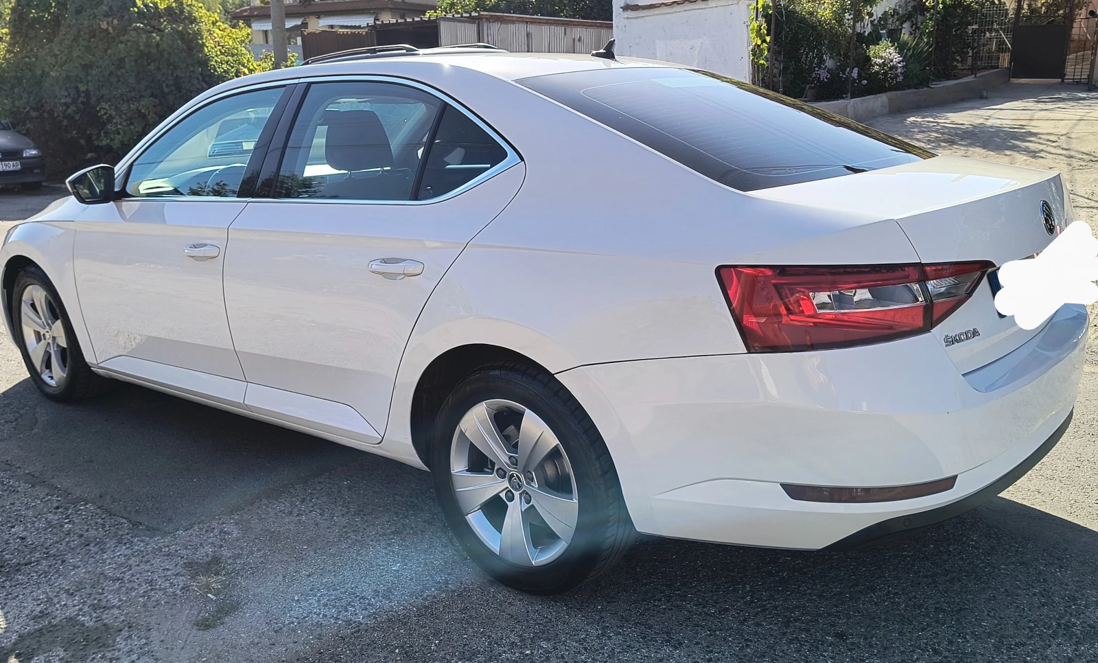 Skoda Superb 2.0TDI EURO 6 - изображение 8