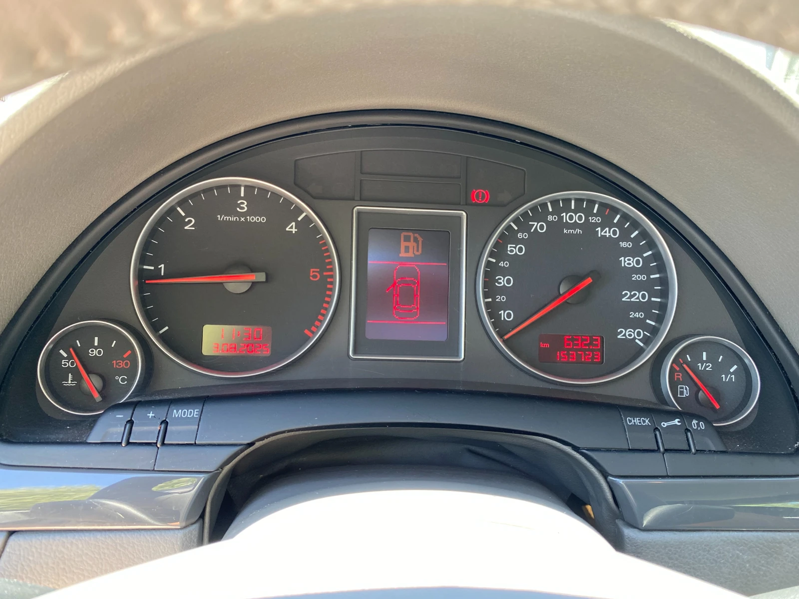 Audi A4 2.5 tdi 180к.с | Mobile.bg — изображение 11