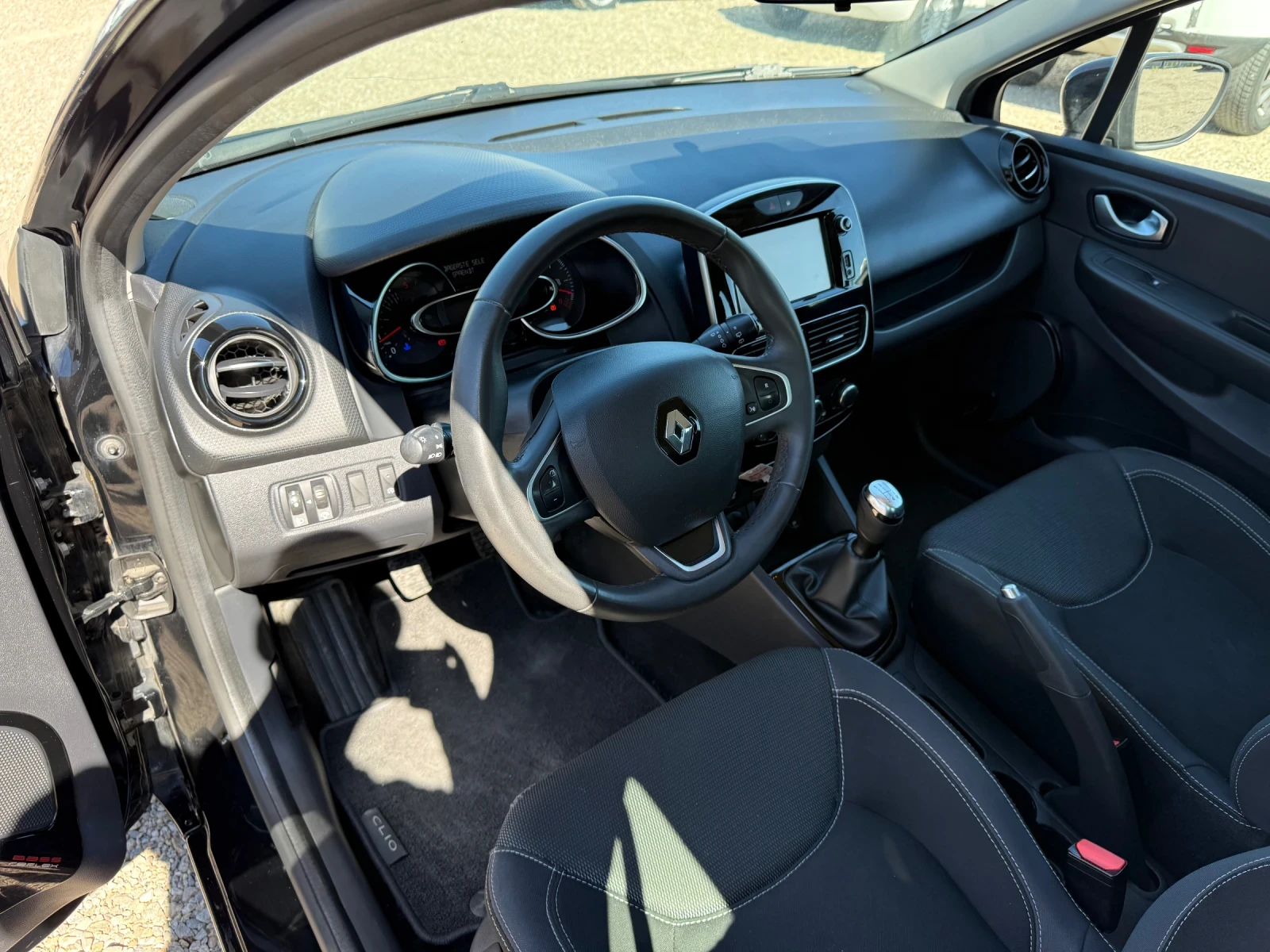 Renault Clio 1.5d/90hp/NAVI/EVRO6/ - изображение 8