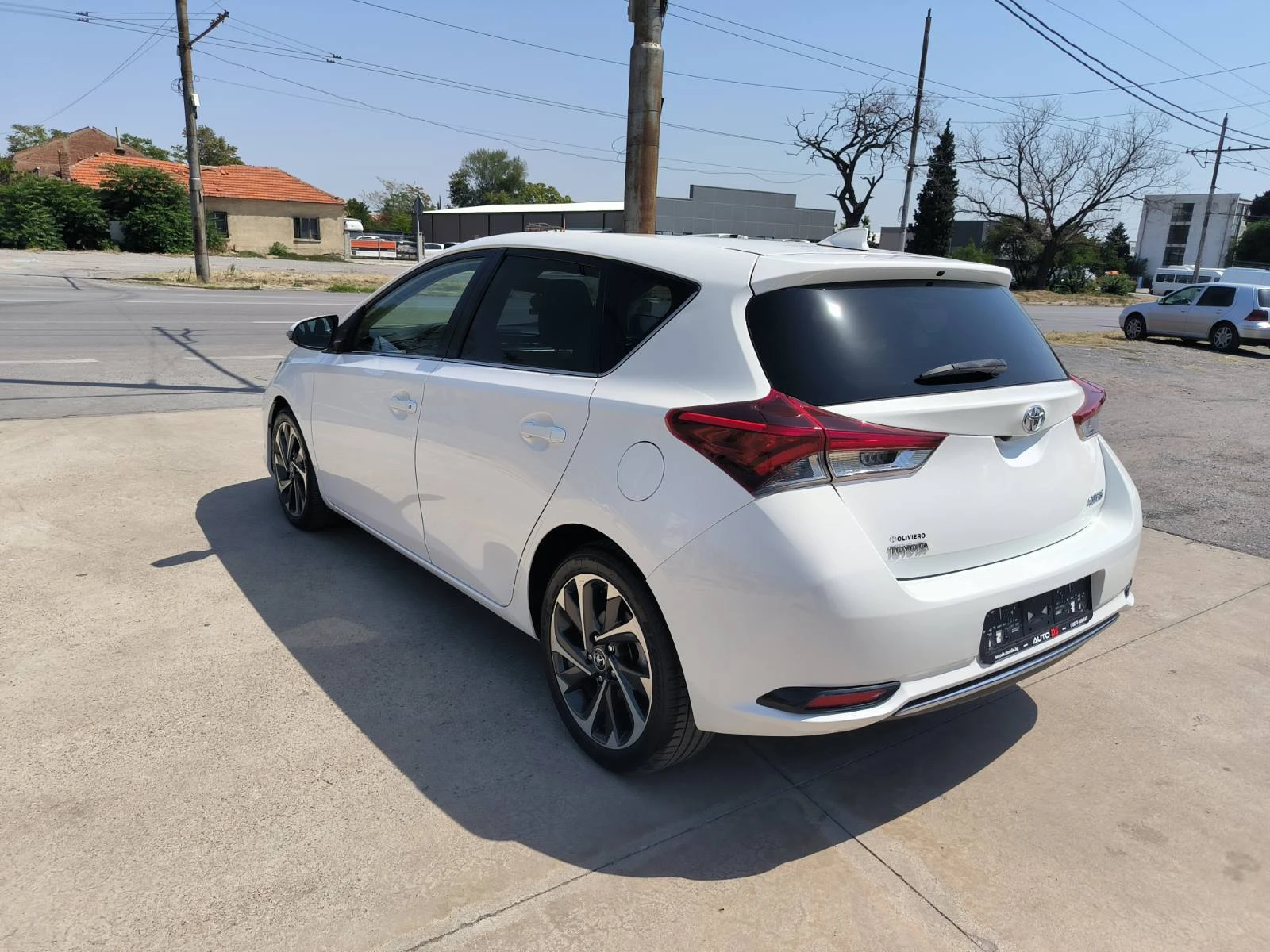 Toyota Auris 1.6d-6sk.-Navi-Kamera-Euro-6B - изображение 7