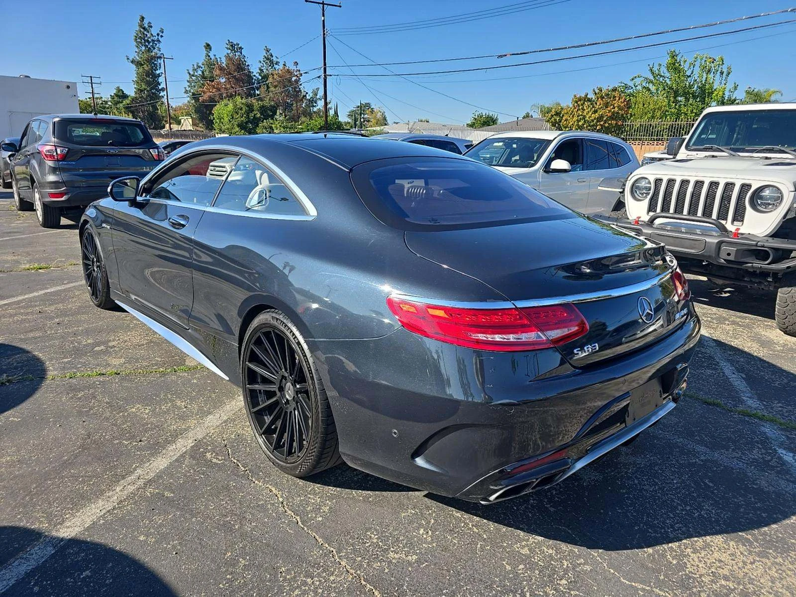 Mercedes-Benz S 63 AMG 4MATIC Coupe - изображение 2