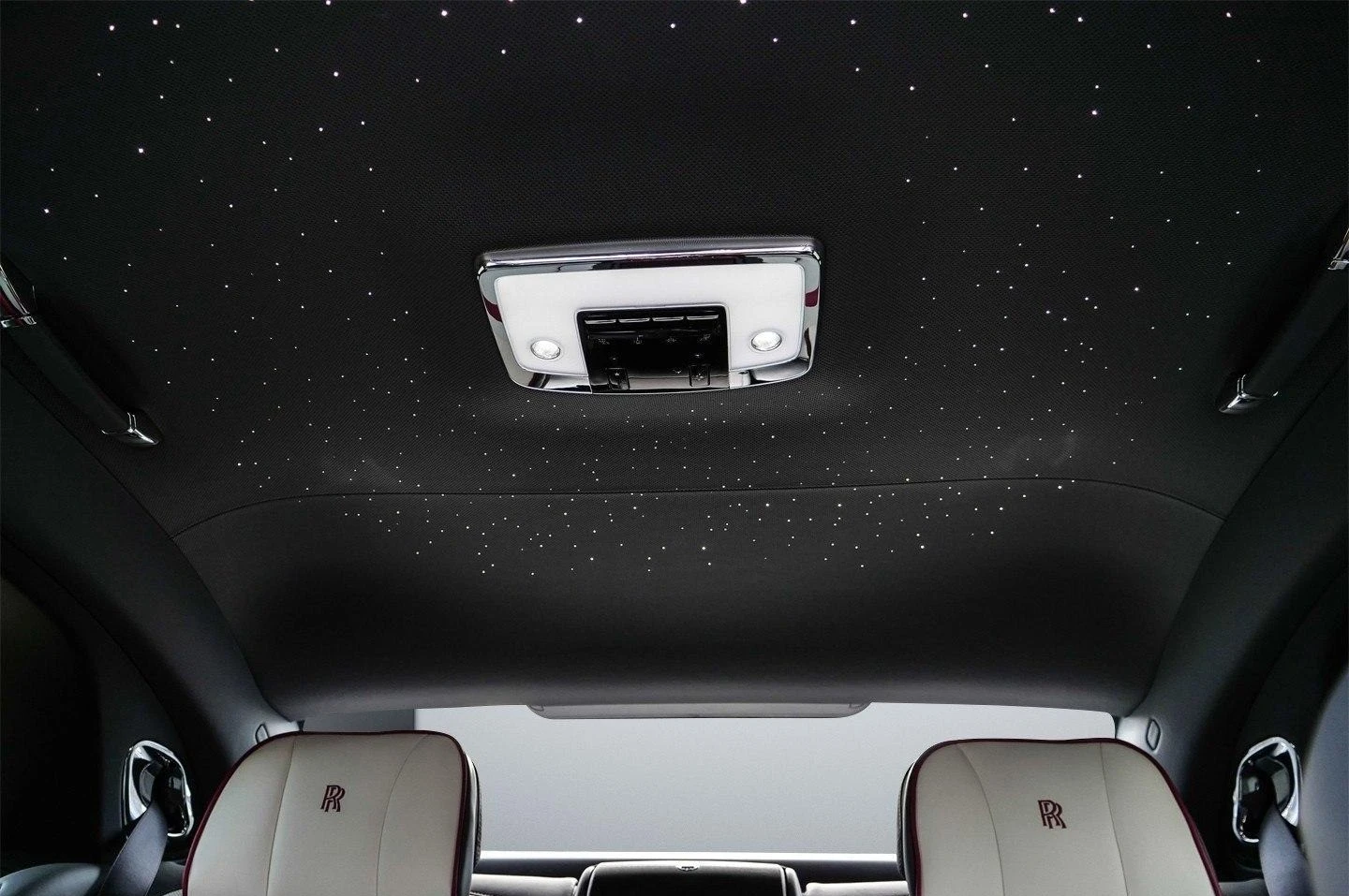 Rolls-Royce Ghost SERIES II/FACELIFT/BESPOKE/4SEATS/TV/SHOOTING STAR | Mobile.bg � ����������� 17