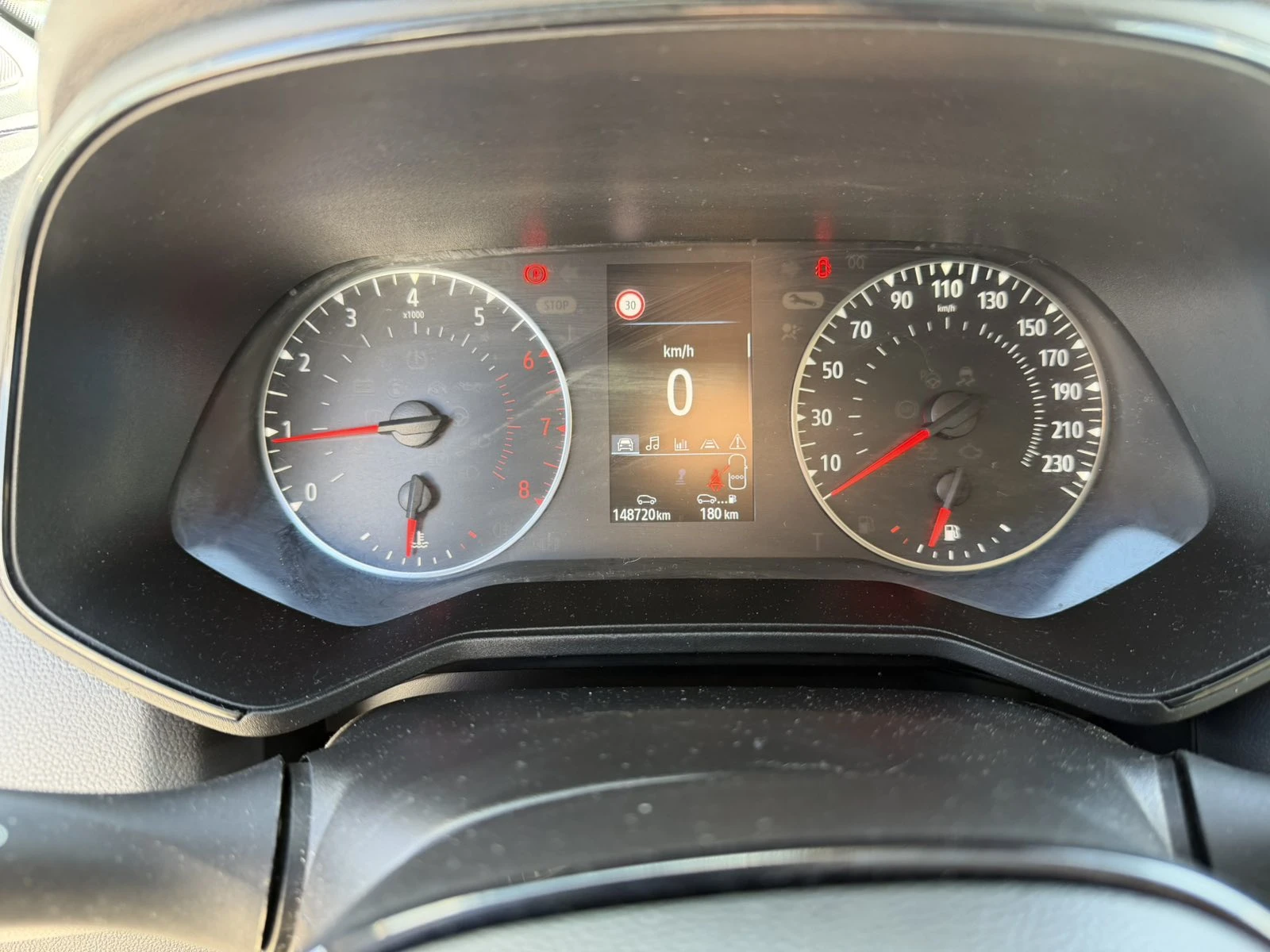 Renault Clio 1.0TCe 92k.c. | Mobile.bg � ����������� 17