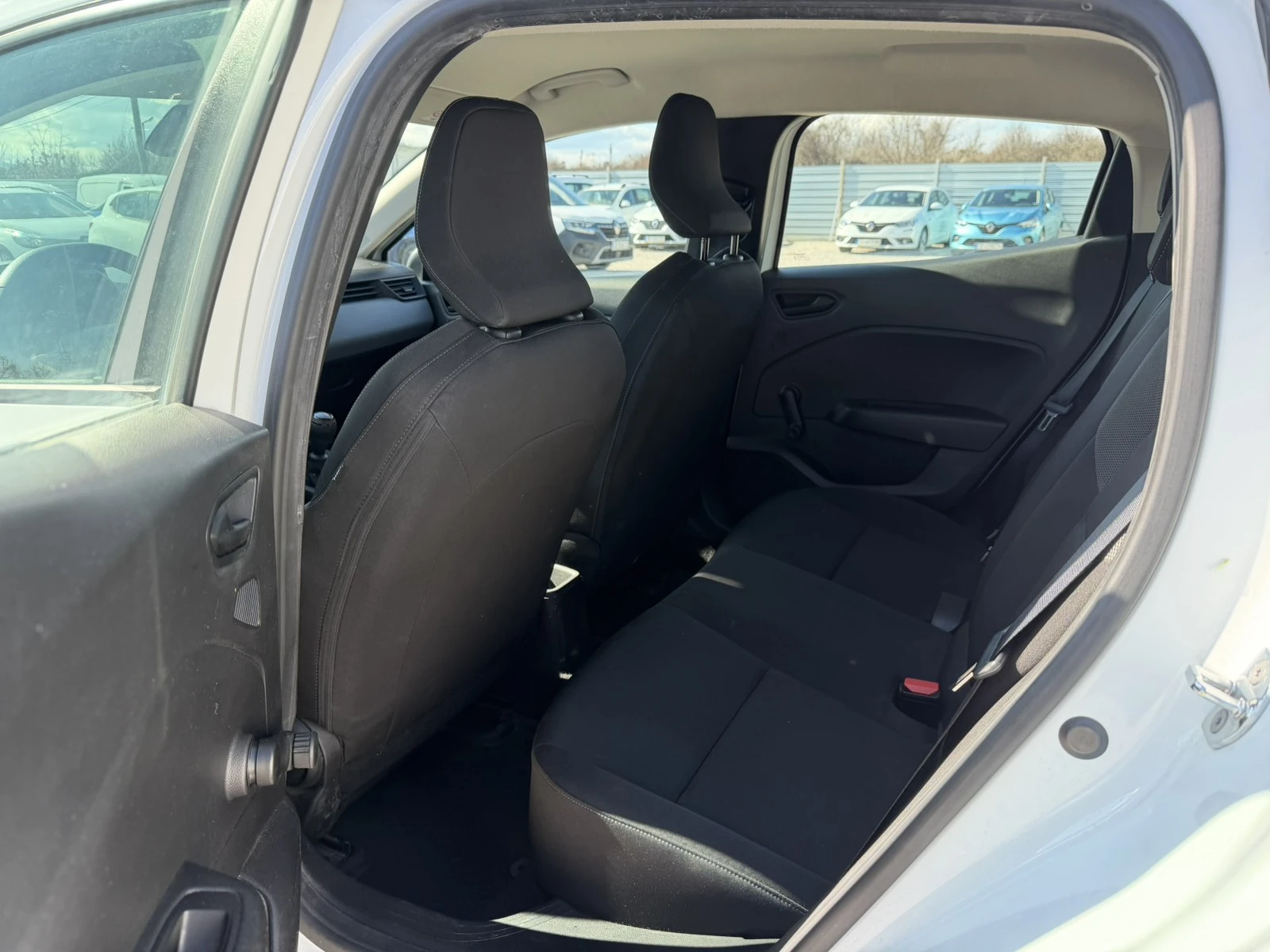Renault Clio 1.0TCe 92k.c. | Mobile.bg � ����������� 13