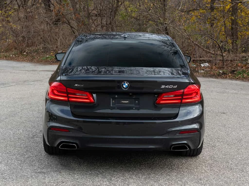 BMW 540 * 540d XDrive / No Accidents * CARFAX * ЦЕНА ДО БГ, снимка 5 - Автомобили и джипове - 53735028