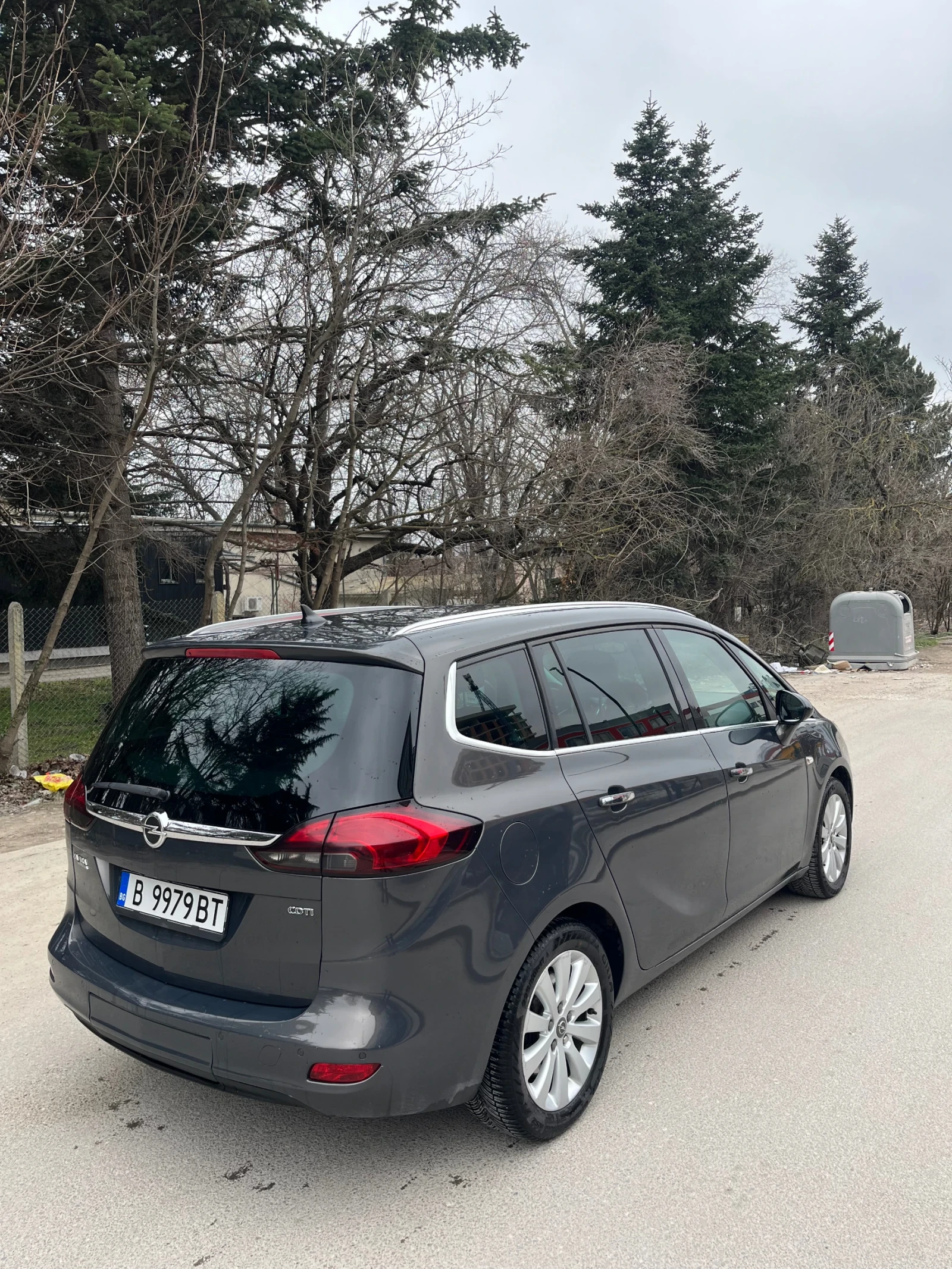 Opel Zafira Tourer, снимка 3 - Автомобили и джипове - 53835730