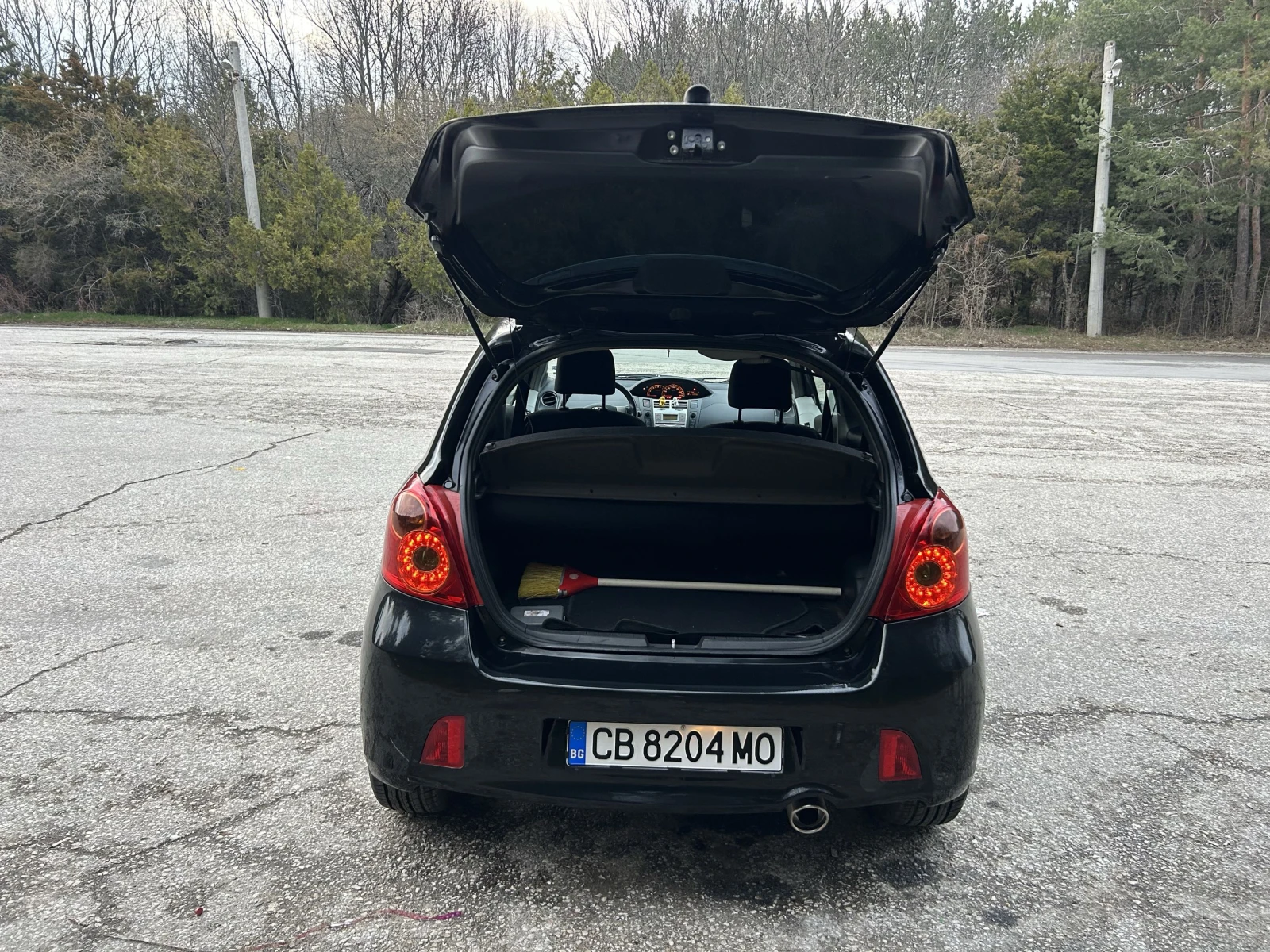 Toyota Yaris 1.8 Ts, снимка 5 - Автомобили и джипове - 53986662