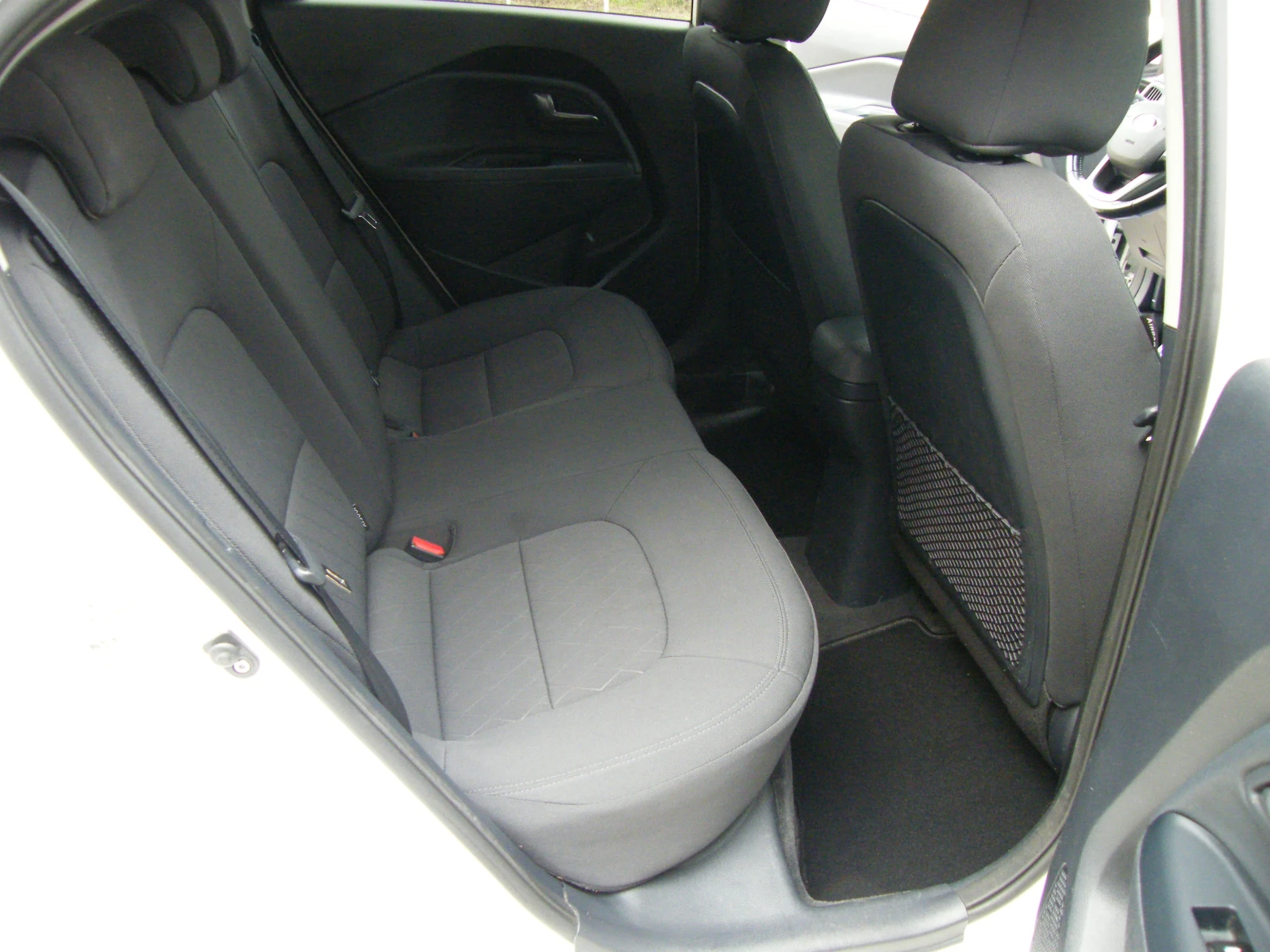Kia Rio 1.4CRDI NAVI EURO 6B, снимка 14 - Автомобили и джипове - 53998449