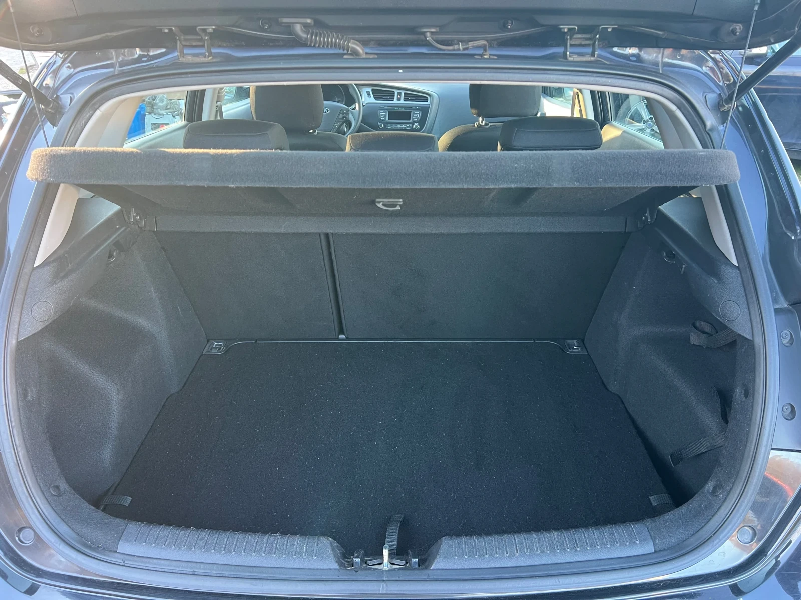 Kia Ceed 1.4Crdi Euro/5/a, снимка 12 - Автомобили и джипове - 54261438