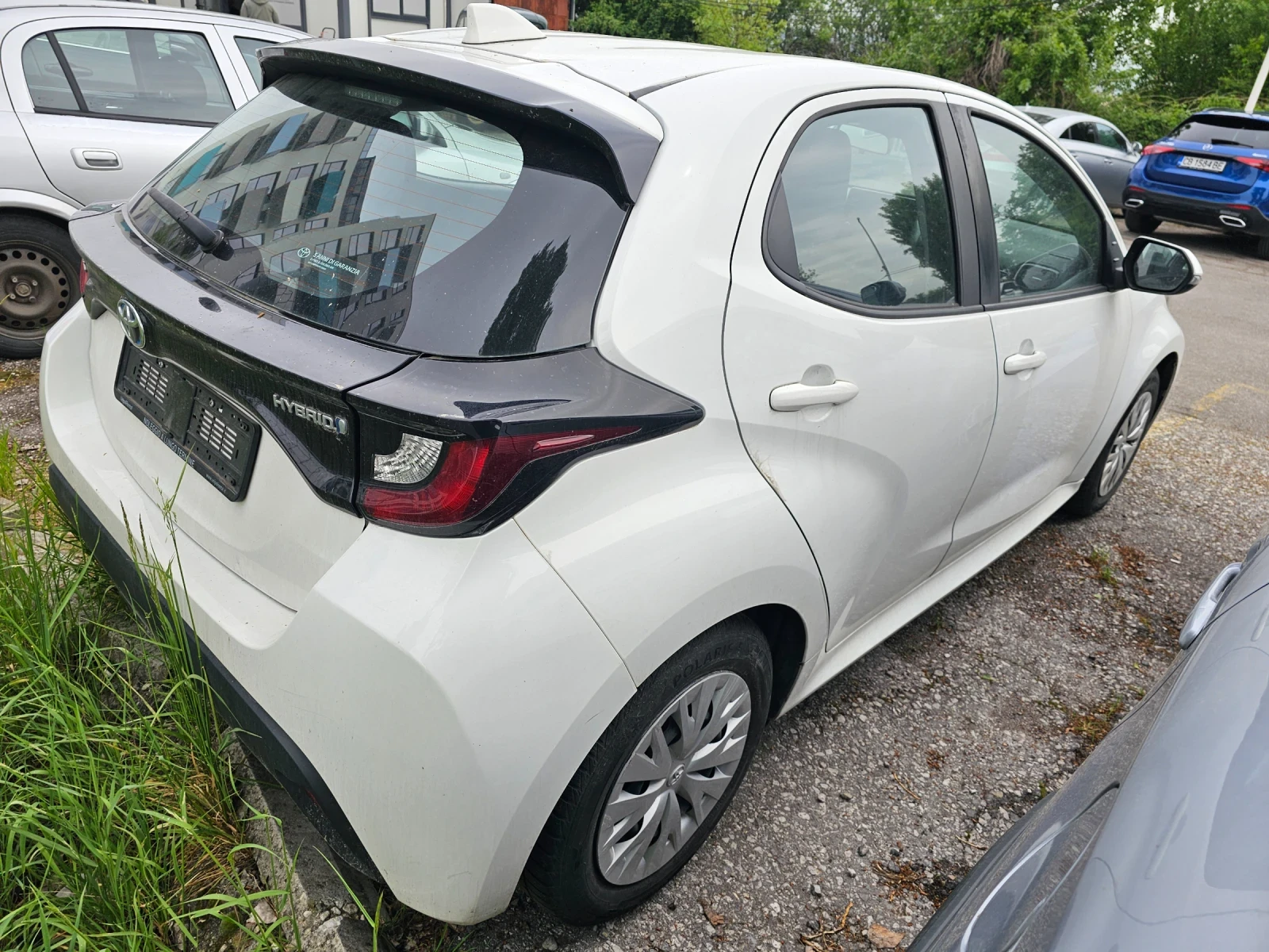 Toyota Yaris 1.5 Hybrid, снимка 5 - Автомобили и джипове - 54502331
