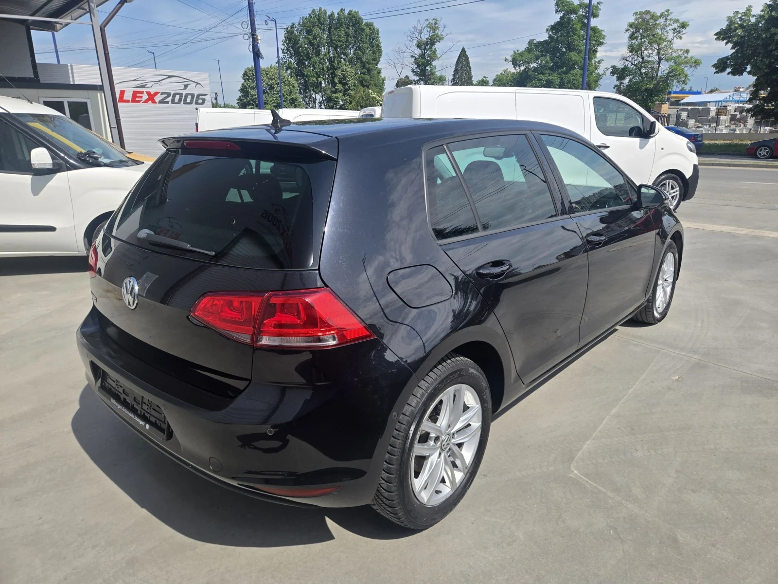 VW Golf, снимка 4 - Автомобили и джипове - 54615391