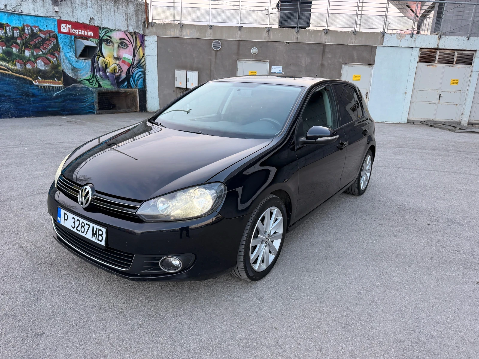 VW Golf 2.0 TDI 140 к.с * 4-Motion* , снимка 2 - Автомобили и джипове - 54647172