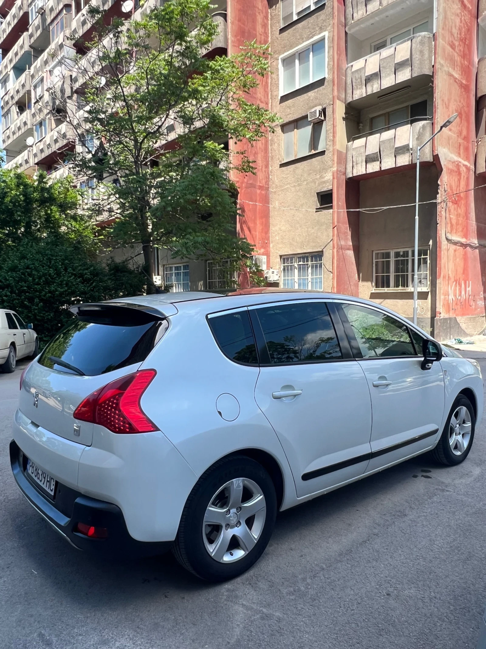 Peugeot 3008 2.0 HDi HYbrid4, снимка 5 - Автомобили и джипове - 54667619
