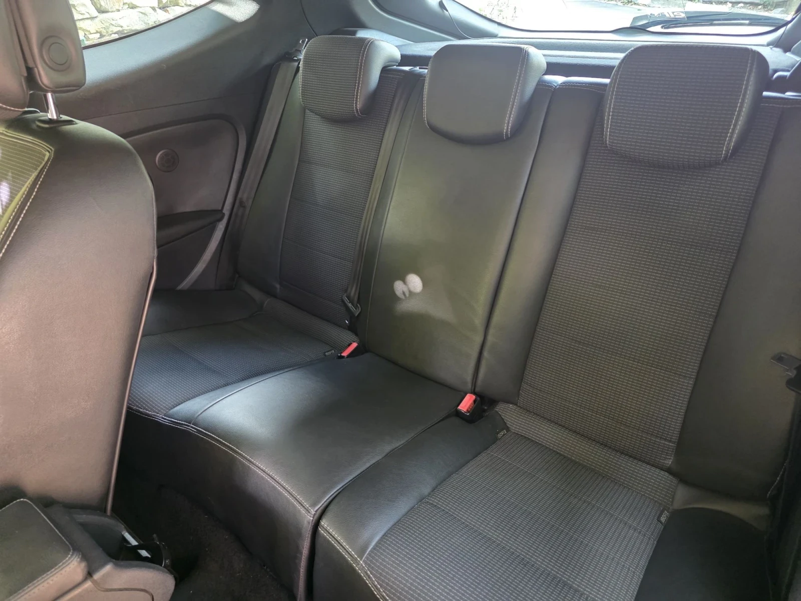 Renault Megane GT, снимка 12 - Автомобили и джипове - 55231042