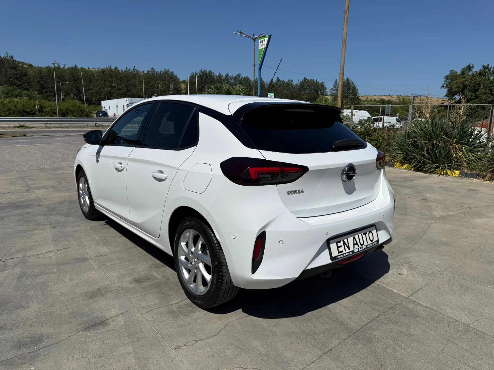 Opel Corsa 1.2 TURBO* GS-line* DIGITAL COCKPIT* KTEO* COC, снимка 7 - Автомобили и джипове - 54820403