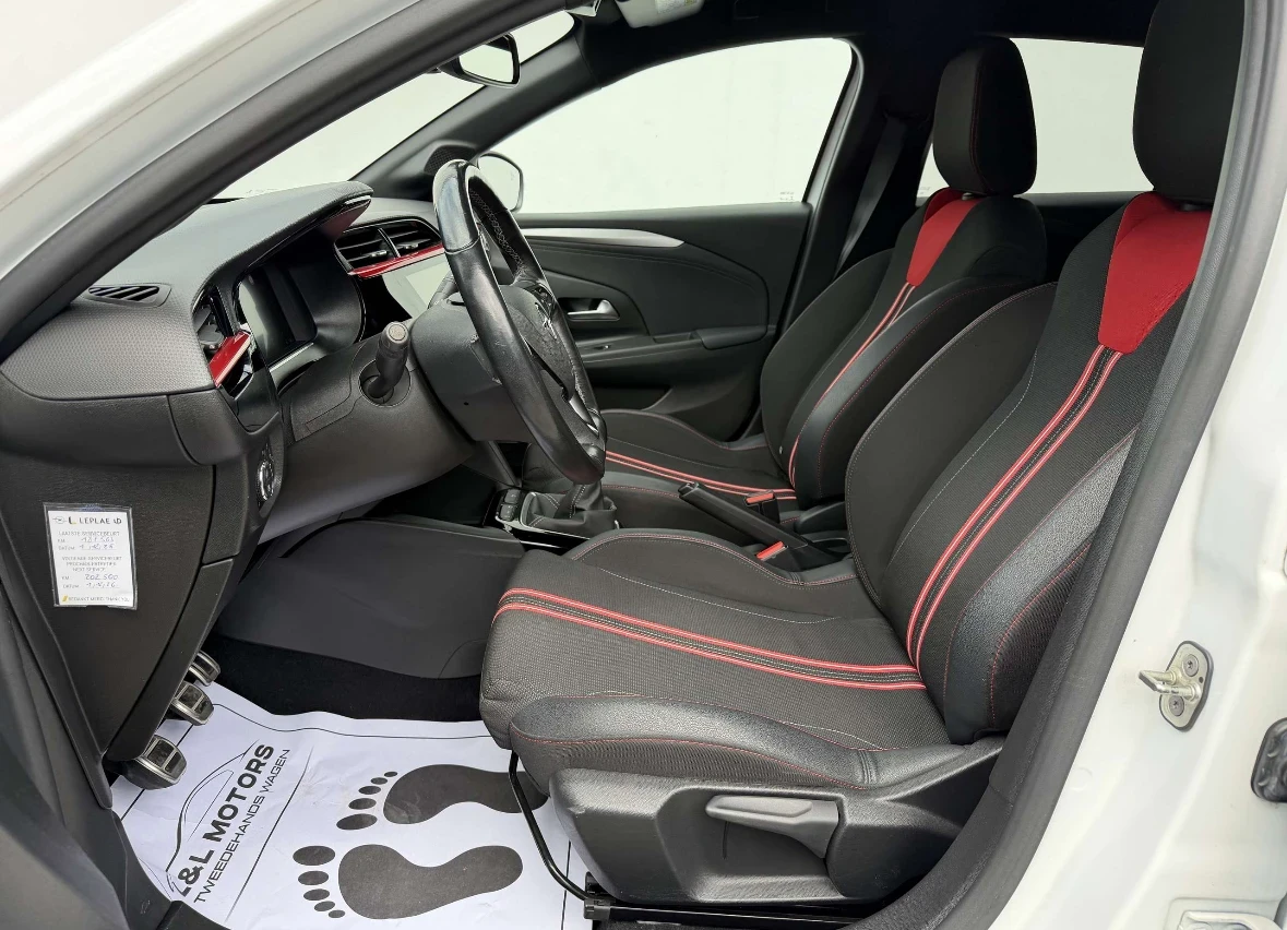 Opel Corsa 1.2 TURBO* GS-line* DIGITAL COCKPIT* KTEO* COC, снимка 7 - Автомобили и джипове - 54820403
