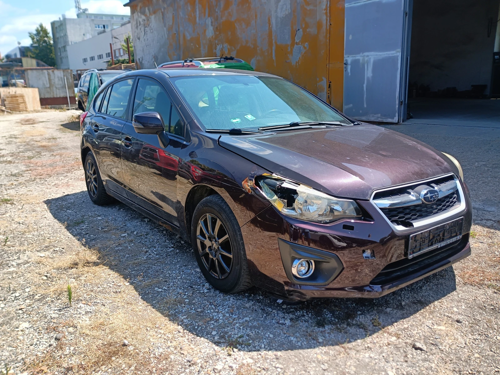 Subaru Impreza 1.6 benzin 4X4, снимка 5 - Автомобили и джипове - 55394012