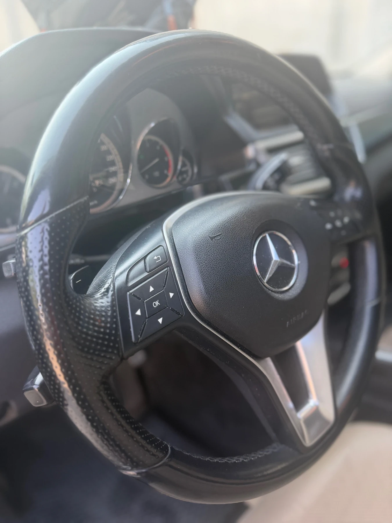 Mercedes-Benz E 350, снимка 9 - Автомобили и джипове - 55593784