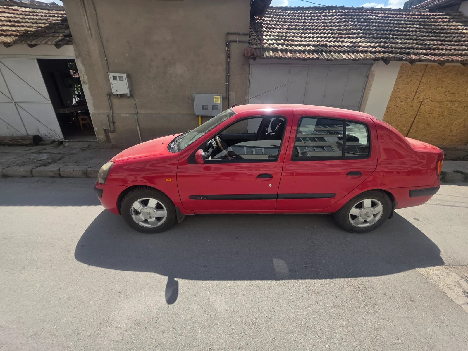 Renault Clio, снимка 5 - Автомобили и джипове - 55890641