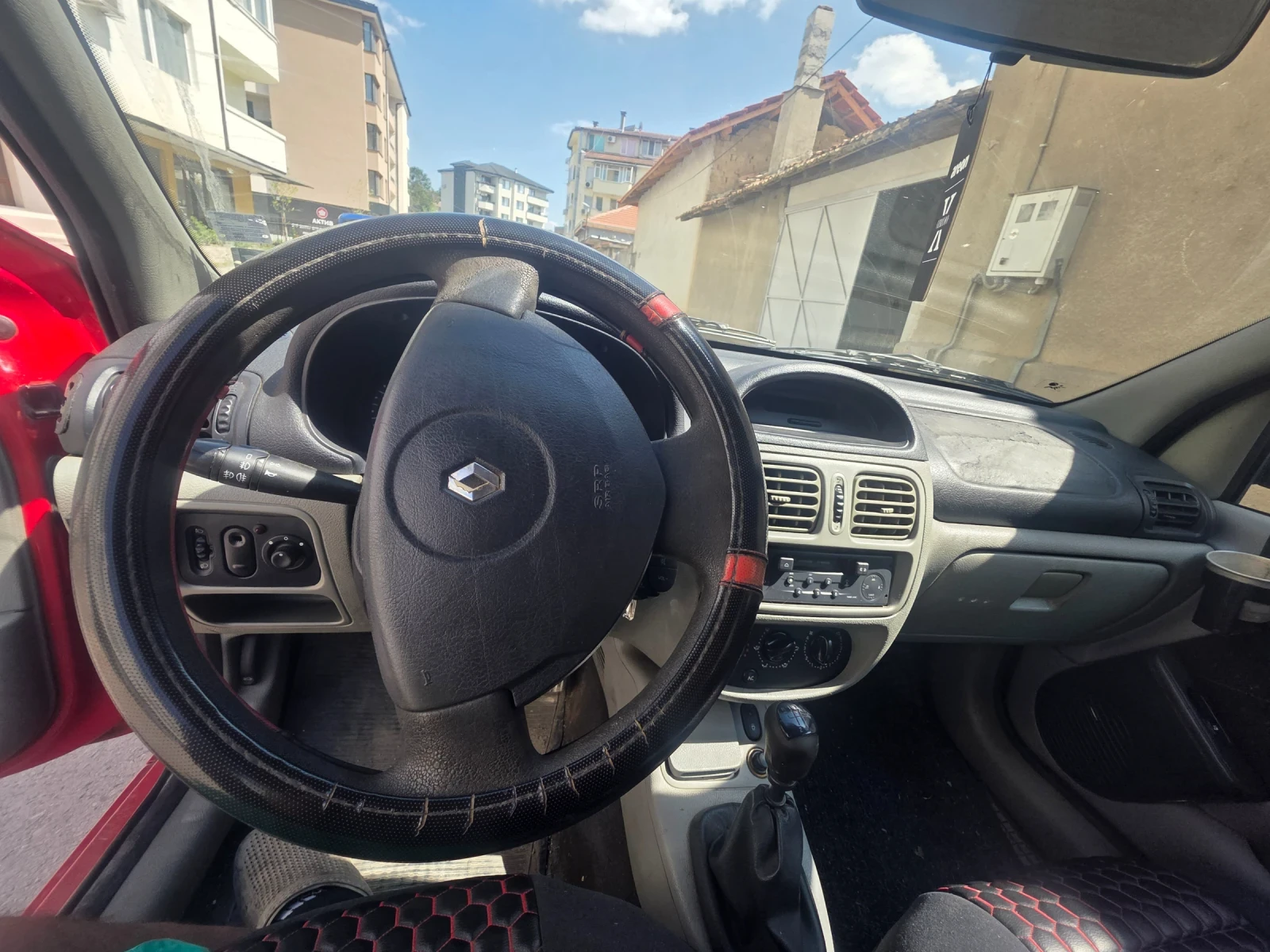 Renault Clio, снимка 7 - Автомобили и джипове - 55890641